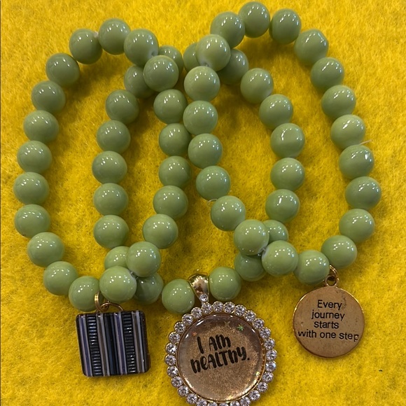 Green and Gold Beaded Bracelet with Charms - Picture 1 of 3